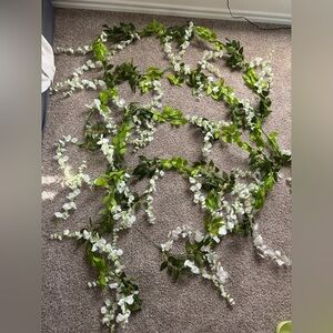 Event Decor - 4ct 5ft Floral Garlands